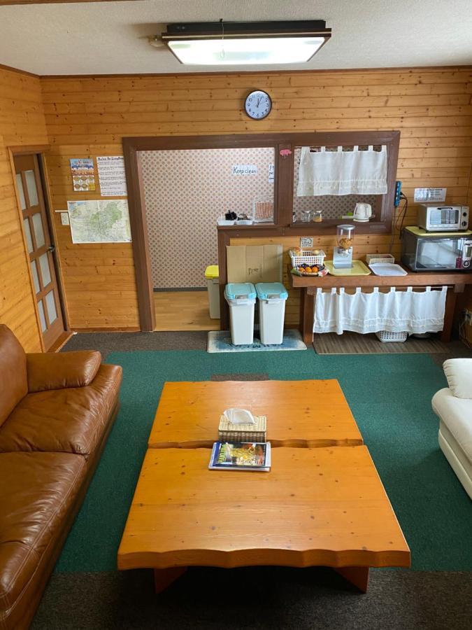 Guest House Wind Inn Hakuba Esterno foto