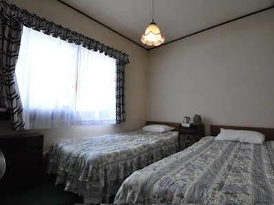 Guest House Wind Inn Hakuba Esterno foto